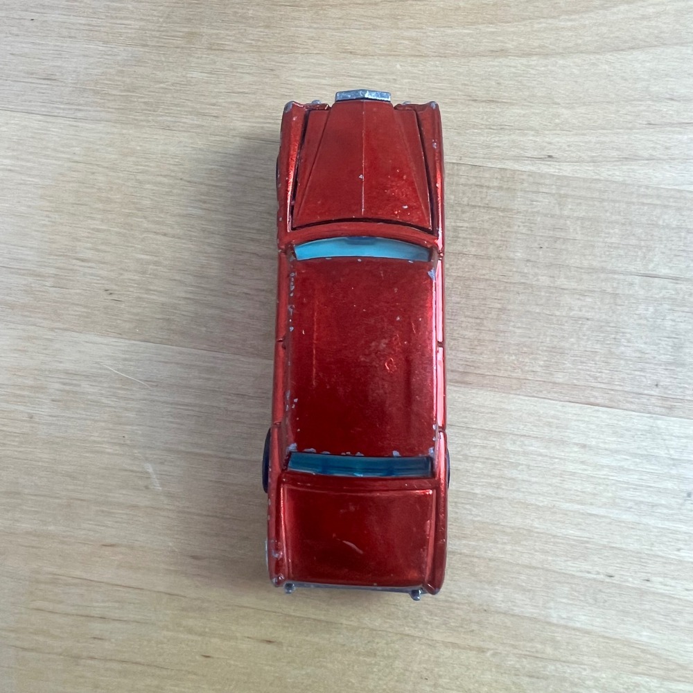 Hot Wheels Diecast Car Rolls Royce Silver Shadow Redline Red 1:64 Vintage 1969 - Picture 5 of 7